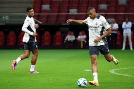 同时也为年 同时也为年